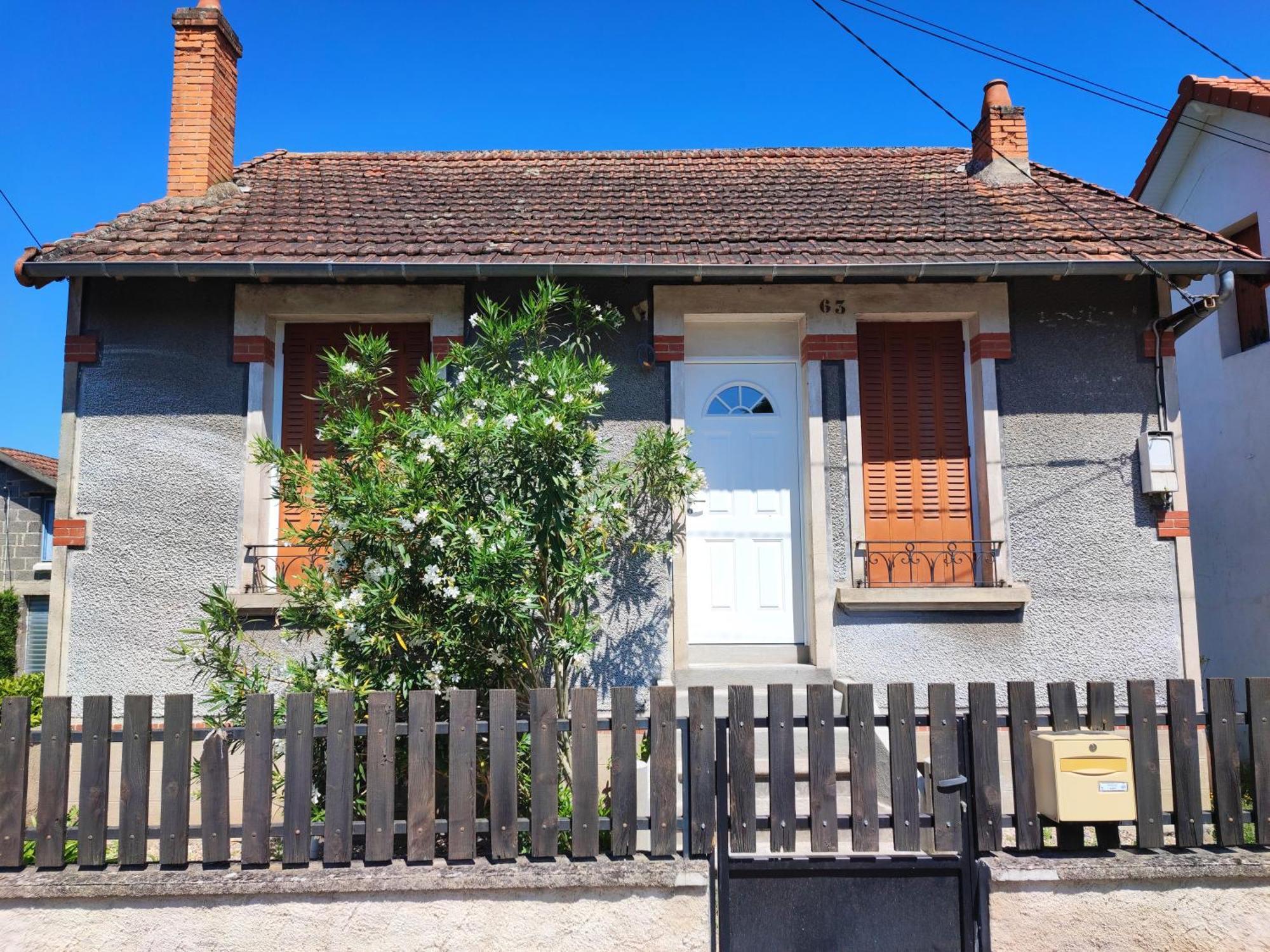 Petite Maison Avec Jardin Сasa de vacaciones *
