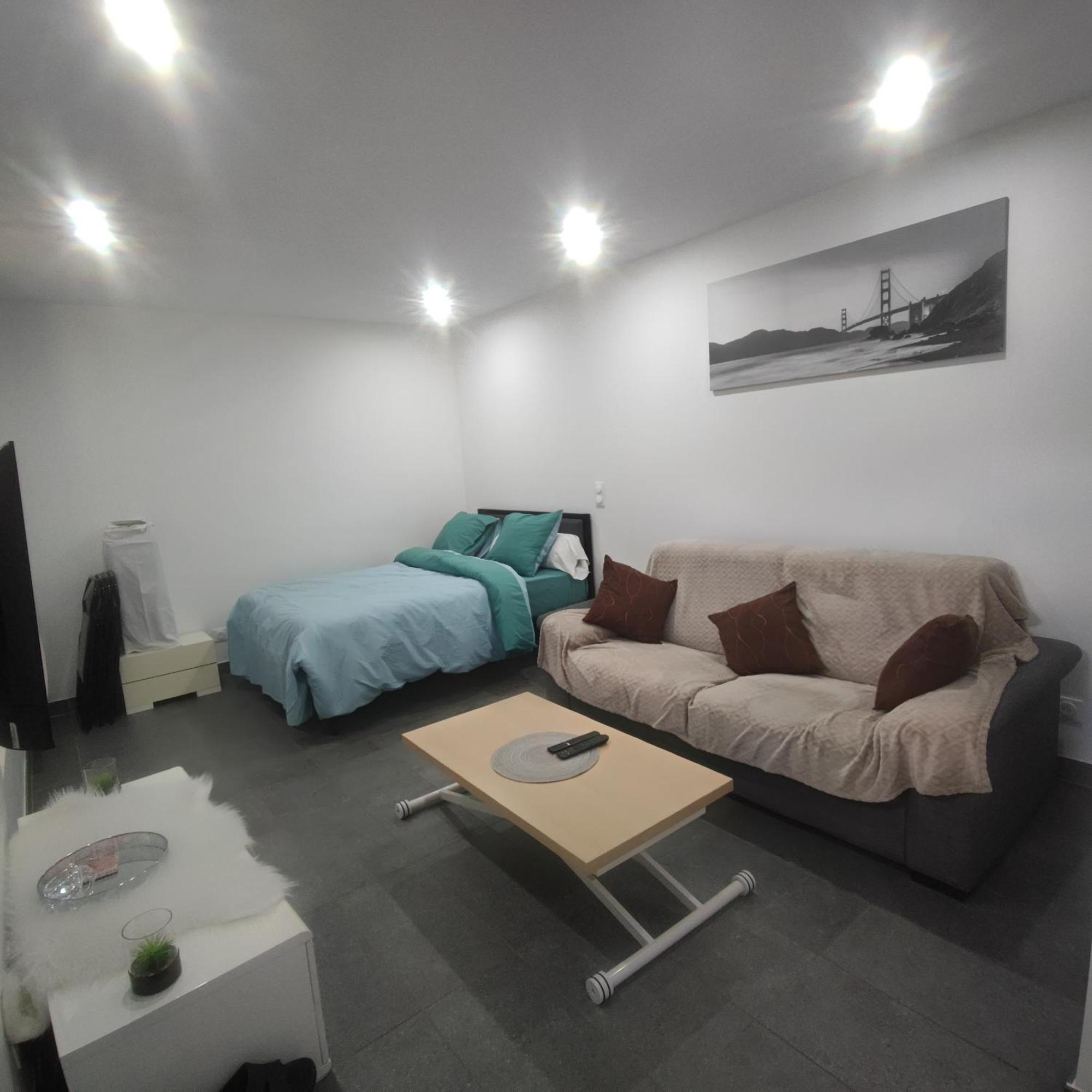 Petite Maison Avec Jardin Holiday home *